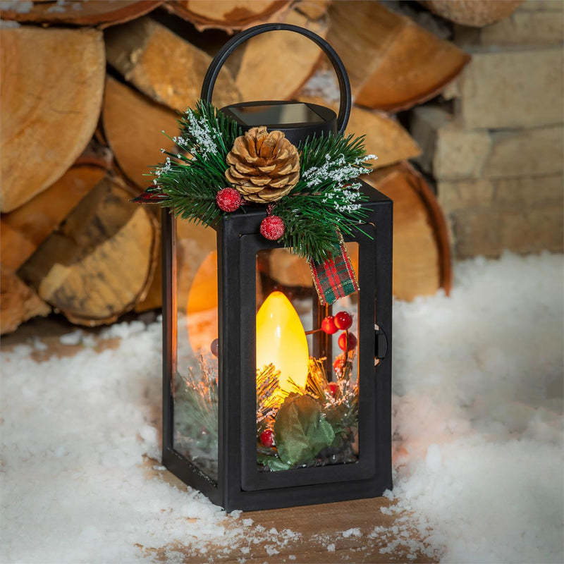 Plastic Solar Pine Lantern w/ Holiday Wreath