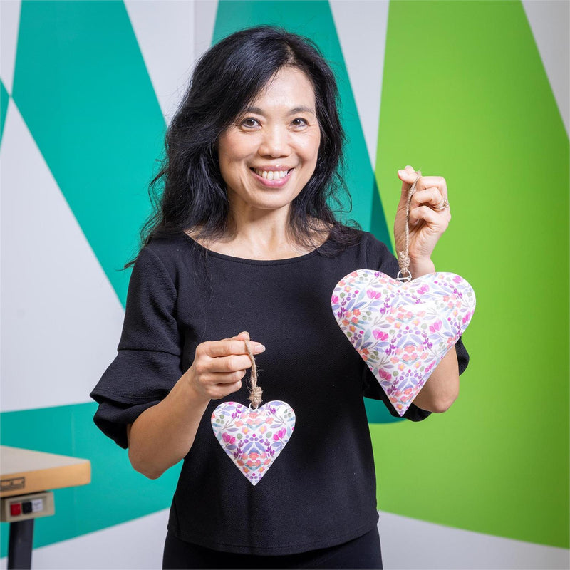 Petal Paradise Heart Shaped Metal Hanging D√©cor Set