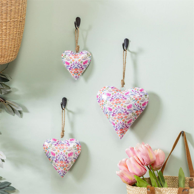 Petal Paradise Heart Shaped Metal Hanging D√©cor Set