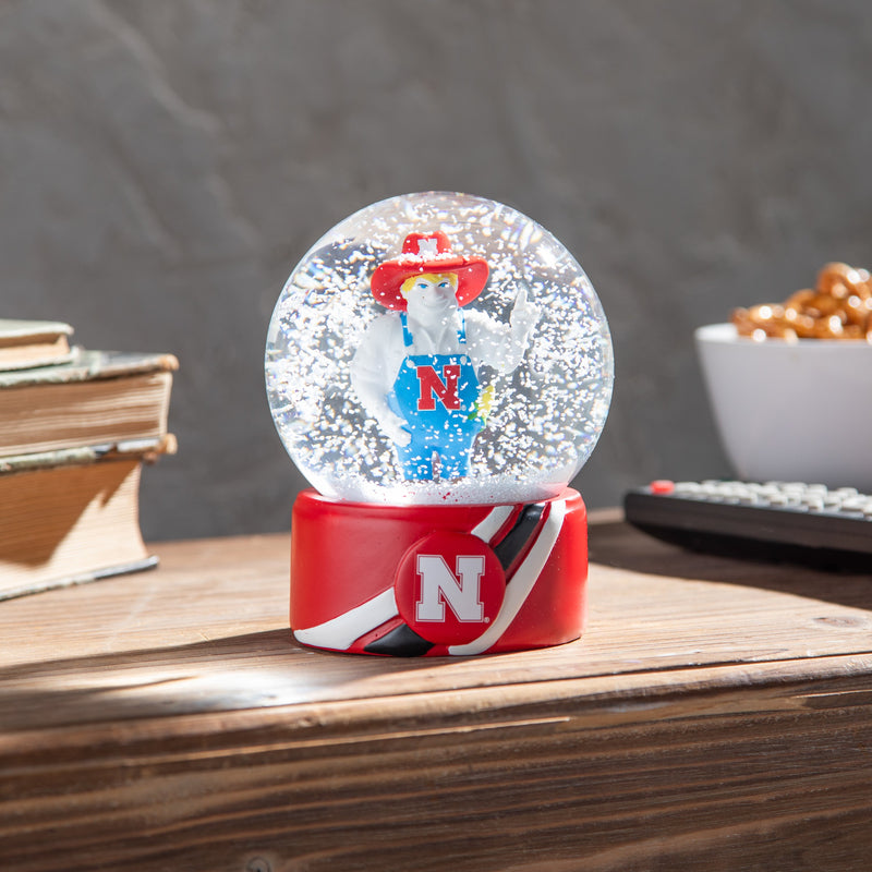 Water Globe, University of Nebraska, Mascot