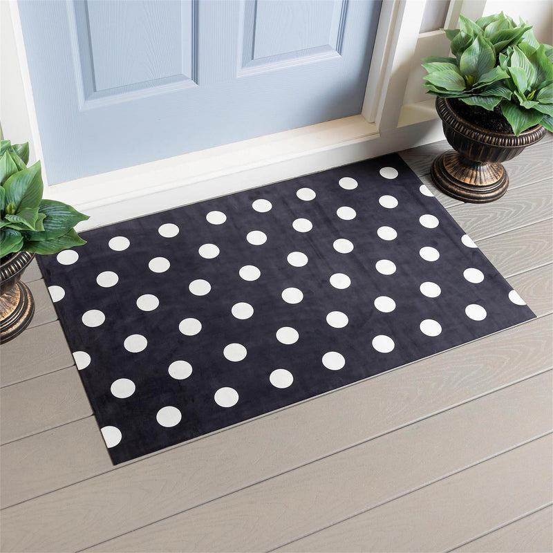 Black & White Dots Layering Mat