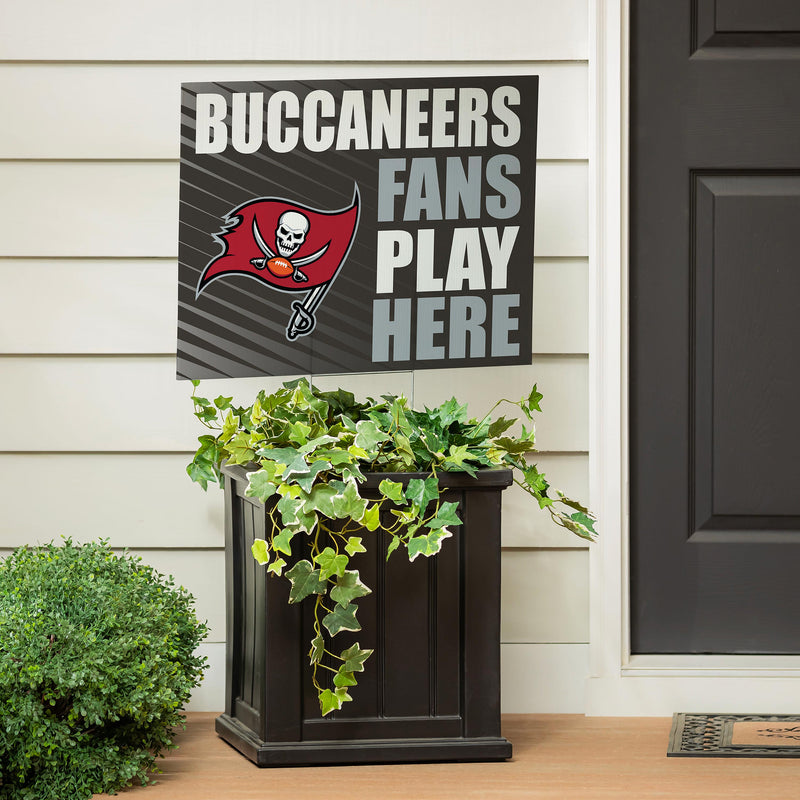 Tampa Bay Buccaneers Yard Sign "Fans Play Here"