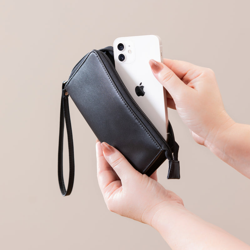 Milwaukee Brewers Wristlet Wallet Black