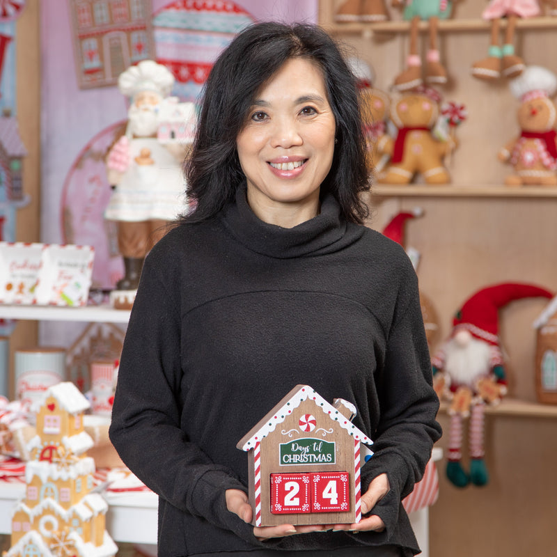 Wood Gingerbread House Christmas Countdown Table Décor,8taw817
