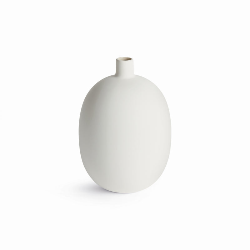 BARCLAY BUTERA SANDBAR VASE COLLECTION