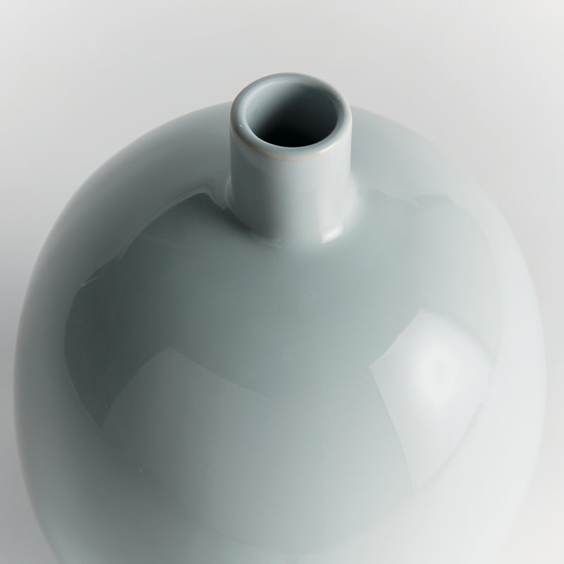 BARCLAY BUTERA SANDBAR VASE COLLECTION