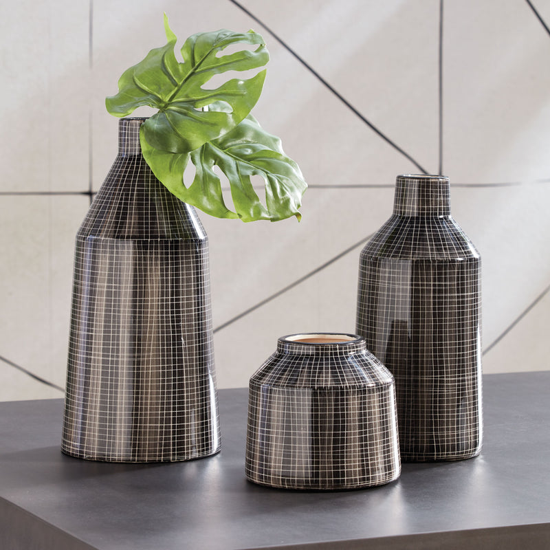 NAPA Home & Garden, IDZI BOTTLE VASE SMALL,NGY506
