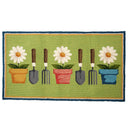 Indoor/Outdoor Garden Tools Hooked Polypropylene Accent Rug 24"x42"