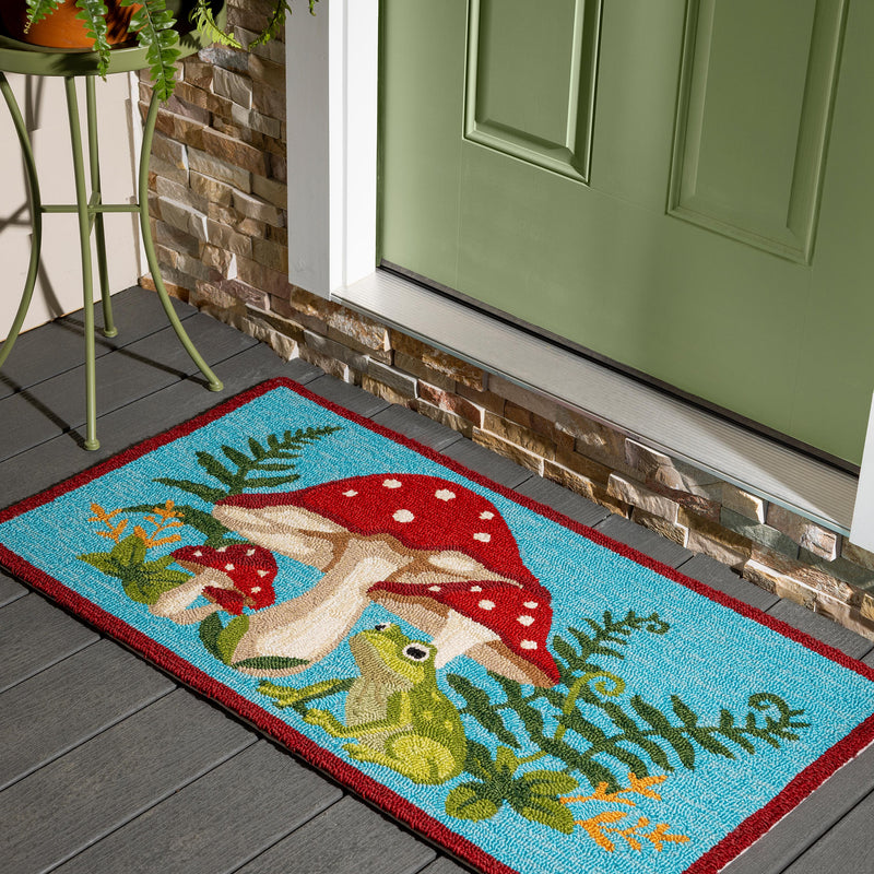 Indoor/Outdoor  Hooked Polypropylene Mushroom Umbrella Accent Rug 24"x42"