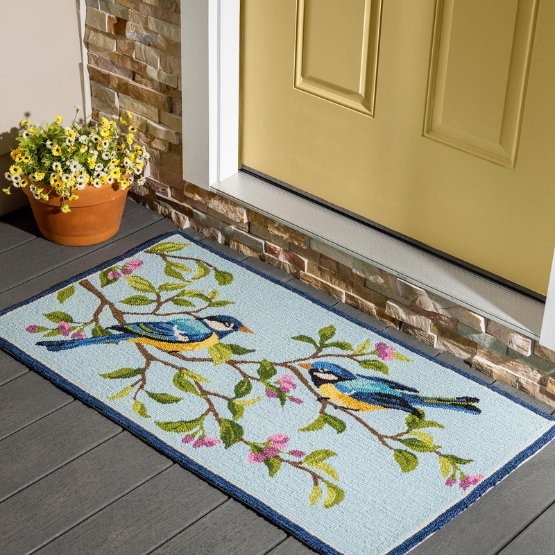 Indoor/Outdoor  Hooked Polypropylene Birds in Branches Accent Rug 24"x42"