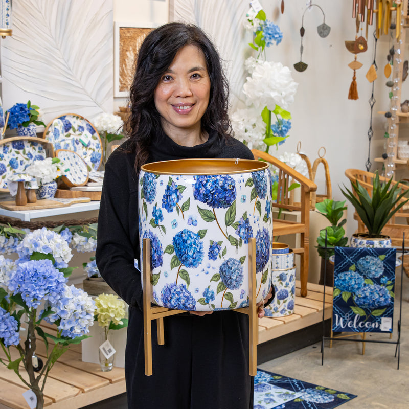 VivaStyle Planter, Printed Metal Planter with Legs, Hydrangea, 18.7"H