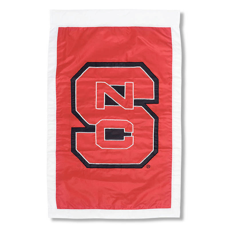 Flag, NC State University,16909b