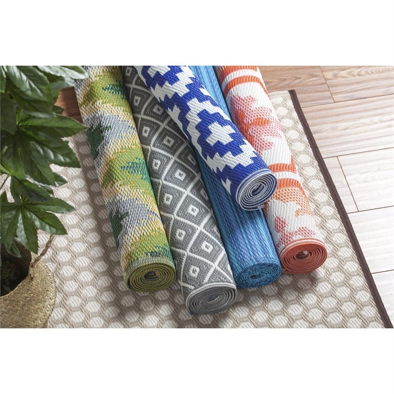 ReversibleWeather-resistant Rug 4'x6' Green and Yellow,3dm015a